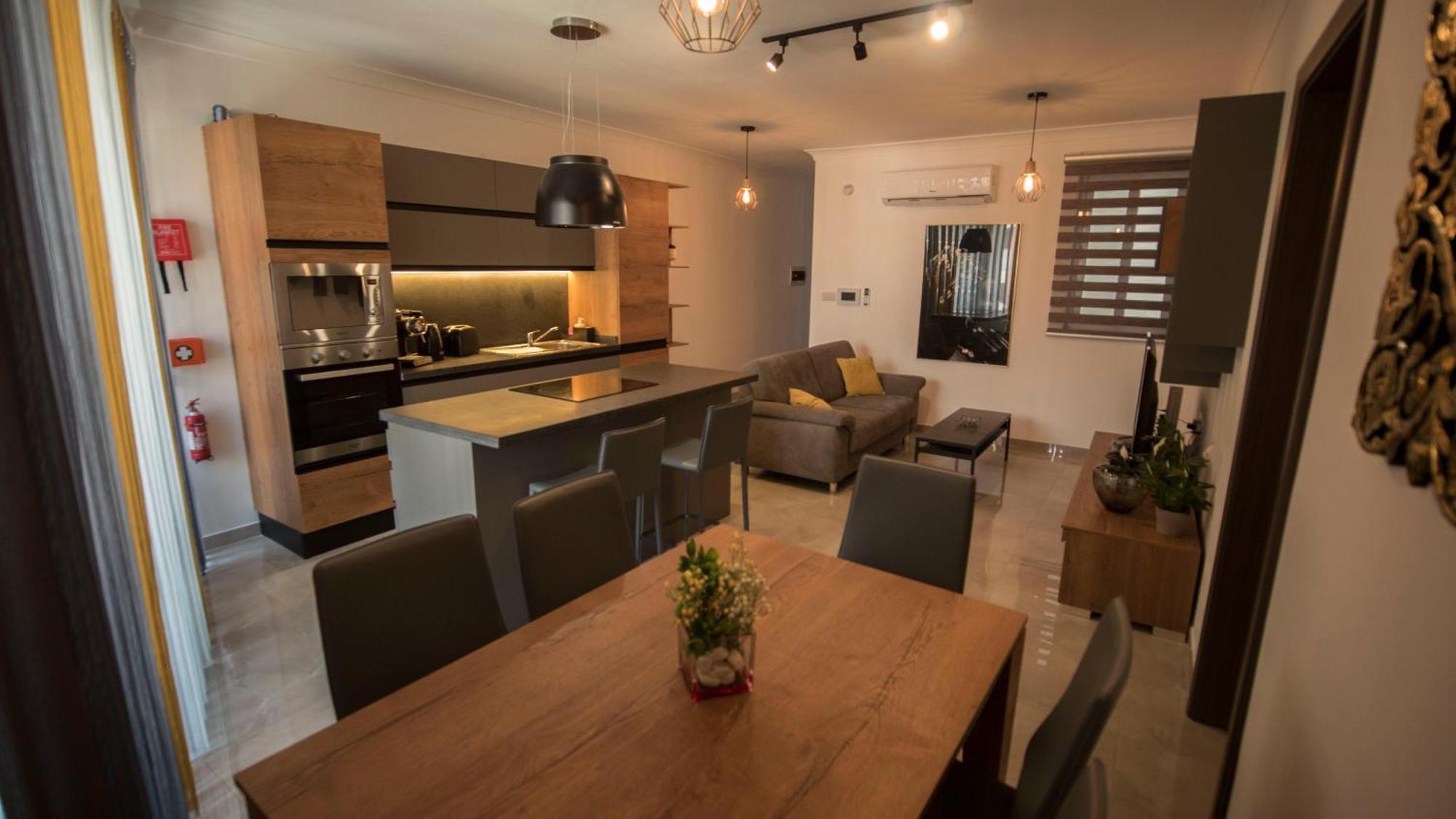 Msiebah Court San Gwann Modern Apt Near Sliema And St Julians Extérieur photo